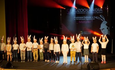 Ekozoolandia - Motylki podczas występu 'Zając' PP nr 4