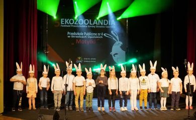 Ekozoolandia - Motylki podczas występu 'Zając' PP nr 4