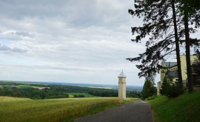 Krajobraz Góry Św. Anny (mała kapliczka)