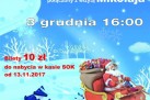 Plakat zapowiadał spektakl teatralny dla dzieci „W pracowni Św. Mikołaja”, połączony z wizytą Mikołaja, który odbył się 3 grudnia o godzinie 16:00 w Strzeleckim Ośrodku Kultury. Na plakacie podano szczegóły dotyczące biletów (10 zł, sprzedaż od 13.11.2017) oraz informacji o paczkach mikołajkowych, a całość utrzymano w świątecznej, zimowej grafice z saniami i prezentami, na dole widnieje logo organizatora – SOK.